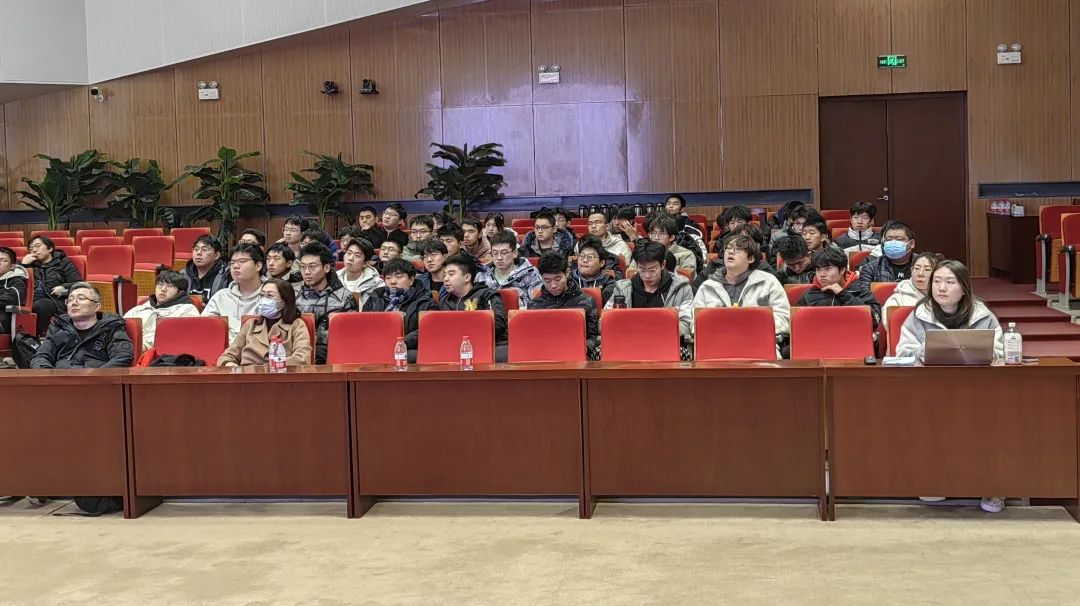 亚利桑那大学物理系主任Shufang