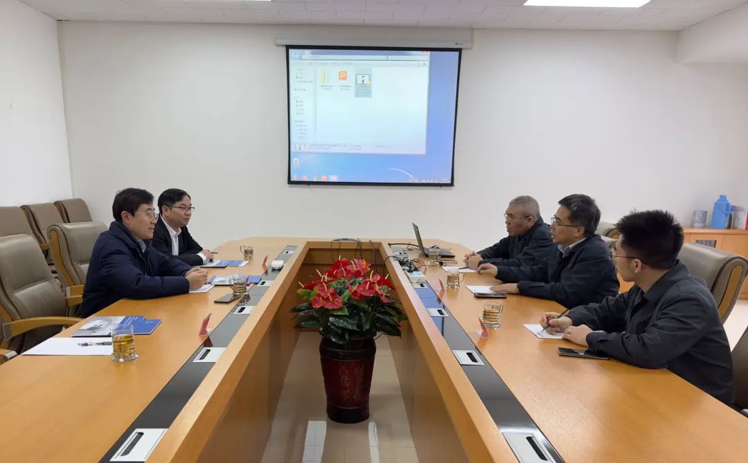 西甲联赛官方合作伙伴emc全站官宣